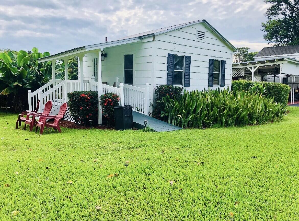 2271 Bacom Point Road Pahokee, FL 33476 - Photo 12 of 13 PHOTO 9 CINDY