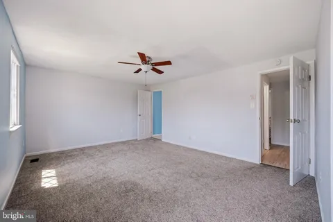 $320,000 | 11709 Ashworth Court, Germantown, MD 20876