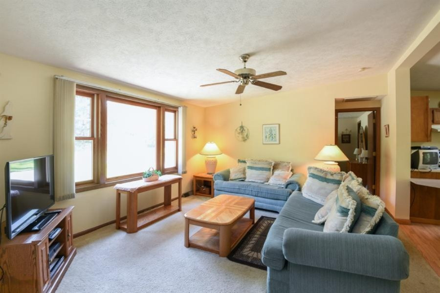 66802 Ellen Road Dowagiac, MI 49047 - Photo 4 of 12 vht_viewer_1