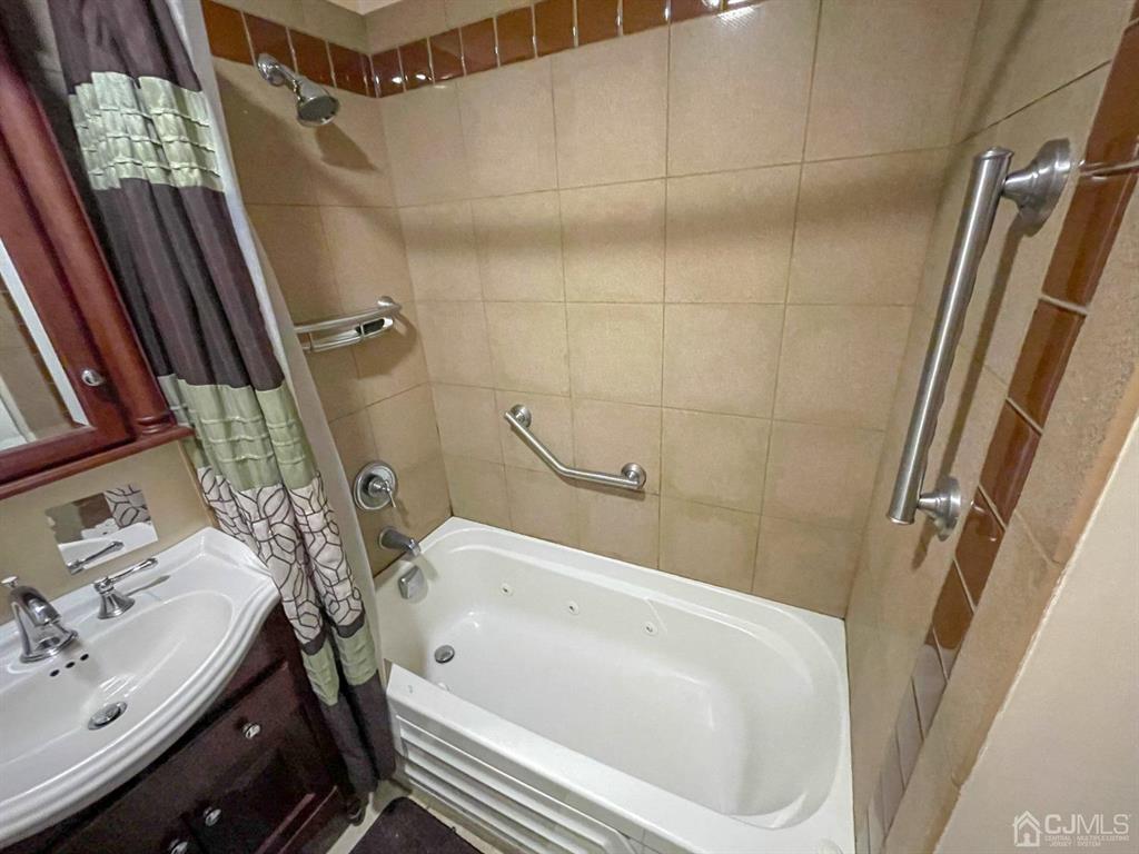 15 Old Forge Road Helmetta, NJ 08828 - Photo 11 of 16 Gallery Image 11