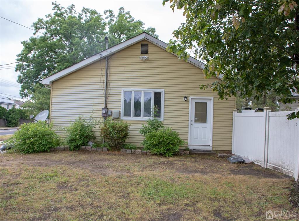 15 Old Forge Road Helmetta, NJ 08828 - Photo 13 of 16 Gallery Image 13
