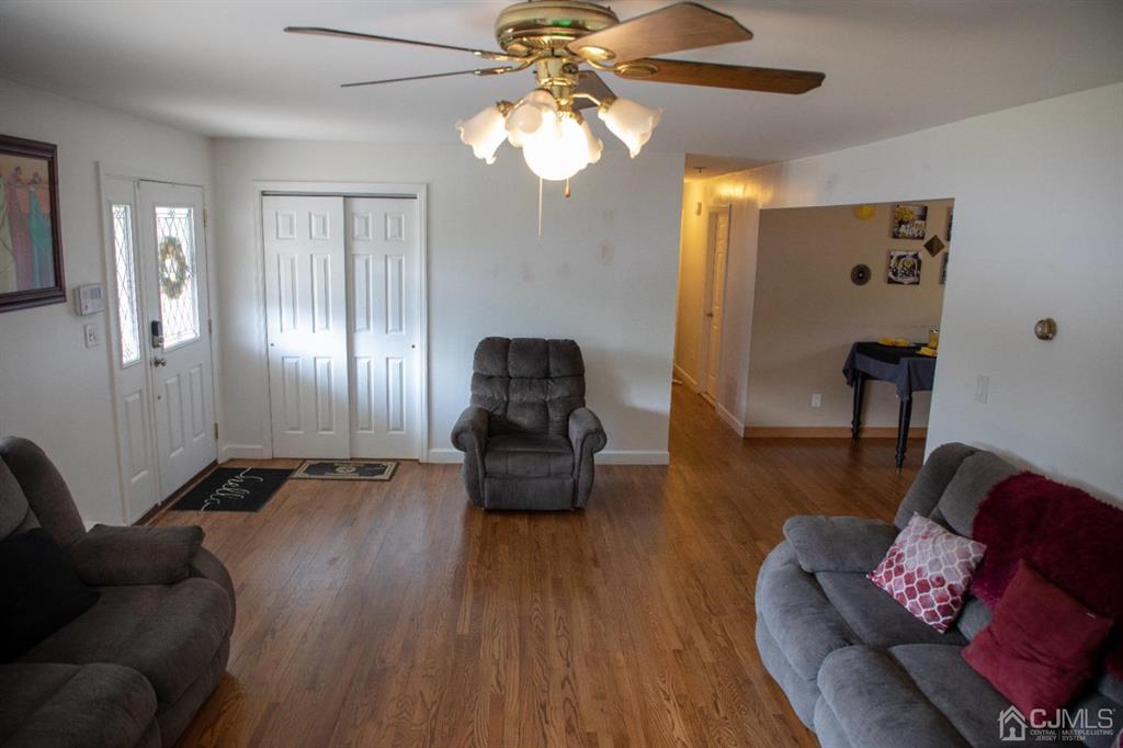 15 Old Forge Road Helmetta, NJ 08828 - Photo 3 of 16 Gallery Image 3
