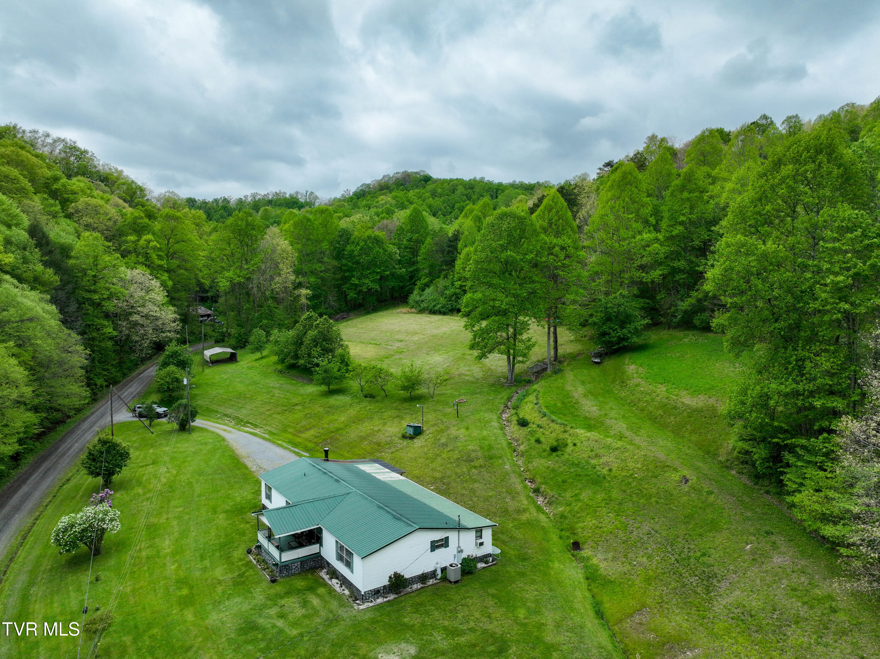 903 Flatwoods Road Coeburn, VA 24230 - Photo 47 of 74 903 Flatwoods Dr Drone JOANA-4