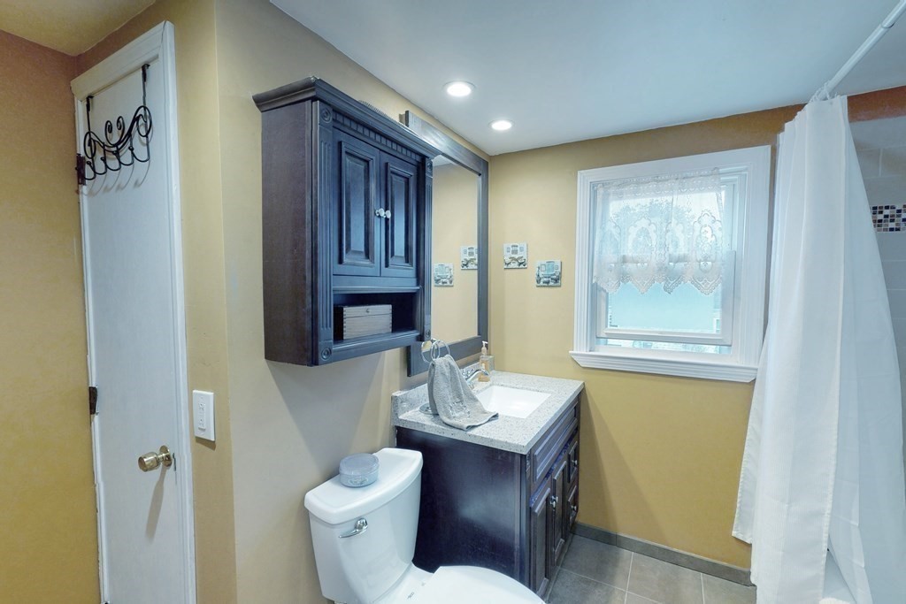 47 Windsor Road Norwood, MA 02062 - Photo 27 of 41 Gallery Image 27