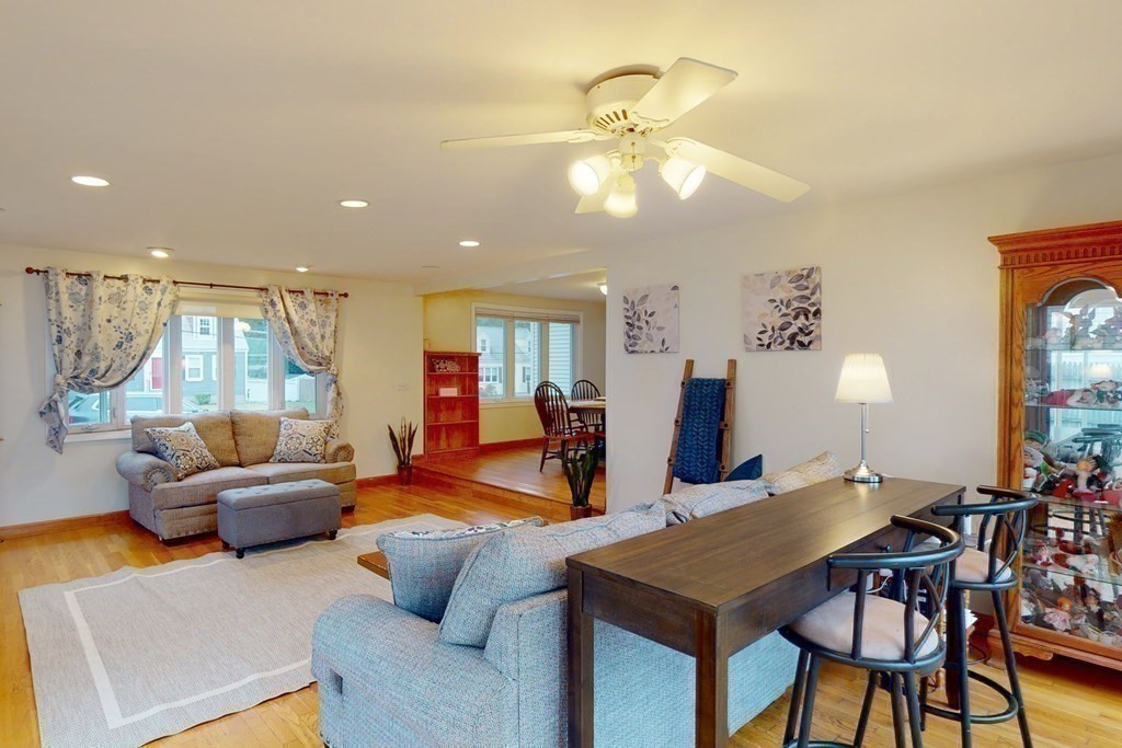 47 Windsor Road Norwood, MA 02062 - Photo 7 of 41 Gallery Image 7