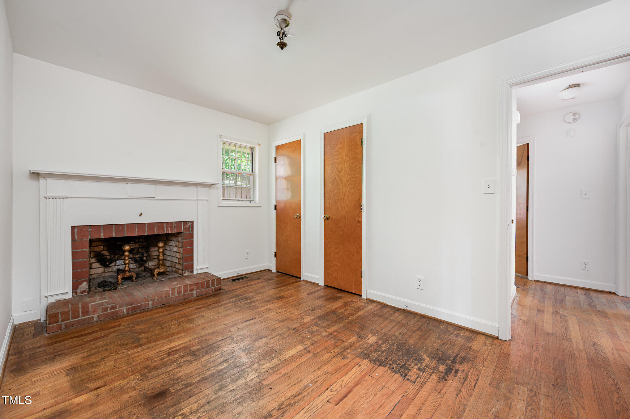 309 West Rockspring Street Henderson, NC 27536 - Photo 5 of 9 file_546