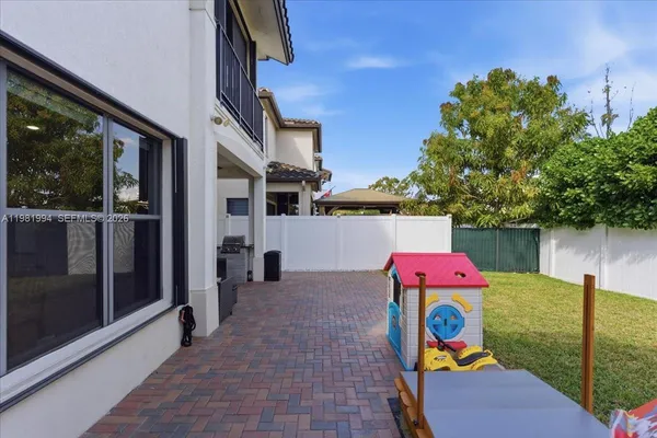 $4,100 | 3407 West 99th Place, Unit 3407, Hialeah, FL 33018