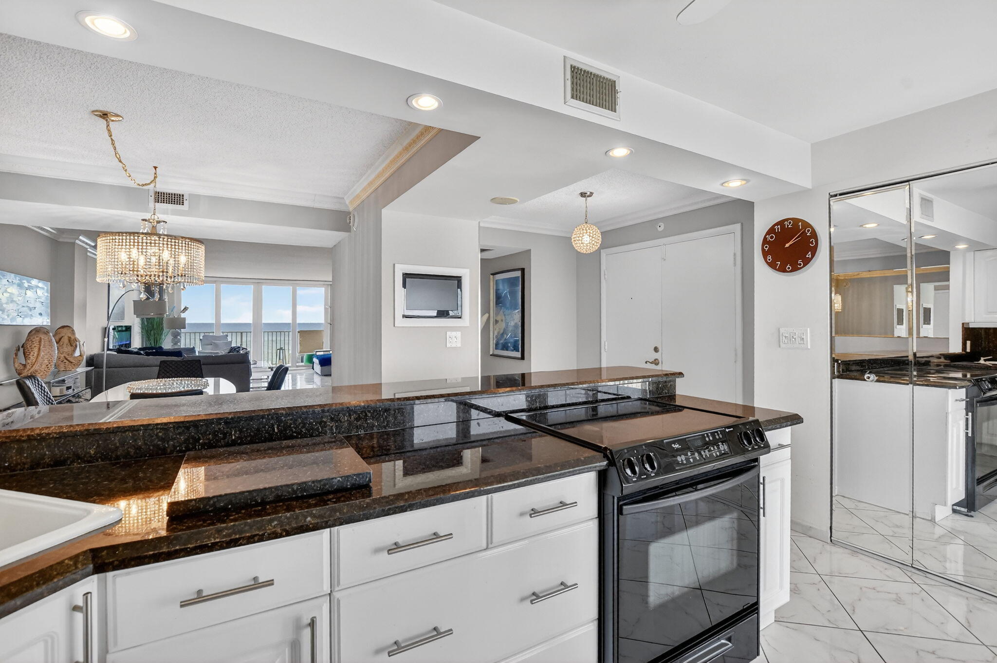 3000 South Ocean Boulevard, Unit 1004 Boca Raton, FL 33432 - Photo 14 of 56 6-web-or-mls-DSC_1259