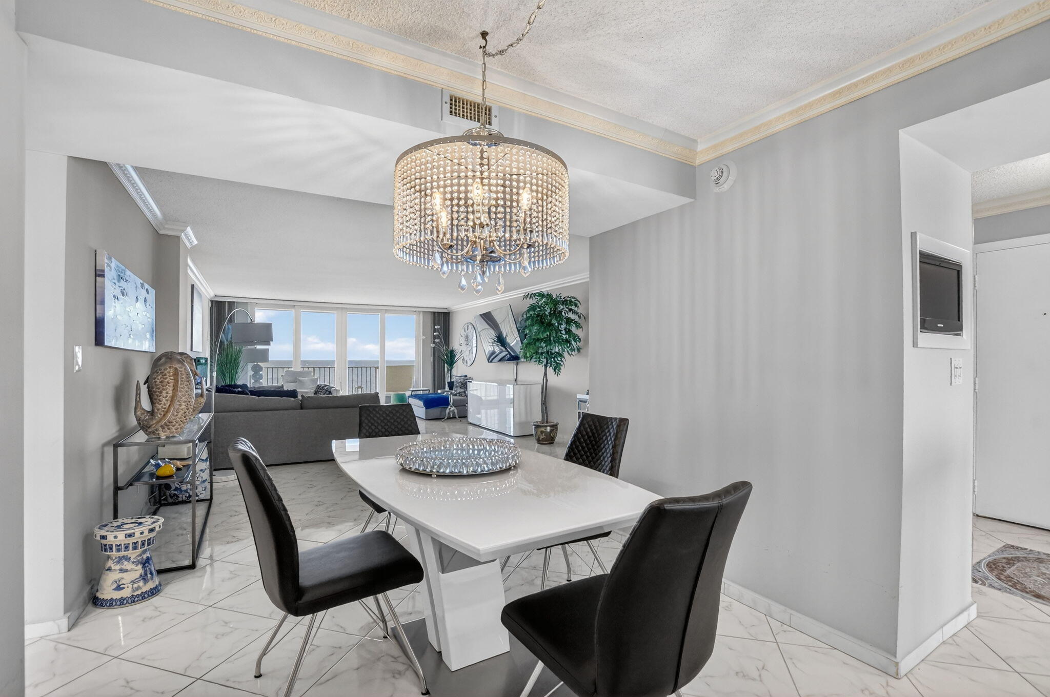 3000 South Ocean Boulevard, Unit 1004 Boca Raton, FL 33432 - Photo 21 of 56 15-web-or-mls-DSC_1304