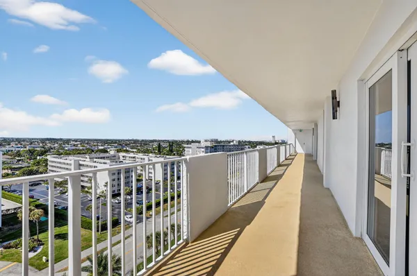 $9,500 | 3000 South Ocean Boulevard, Unit 1004, Boca Raton, FL 33432