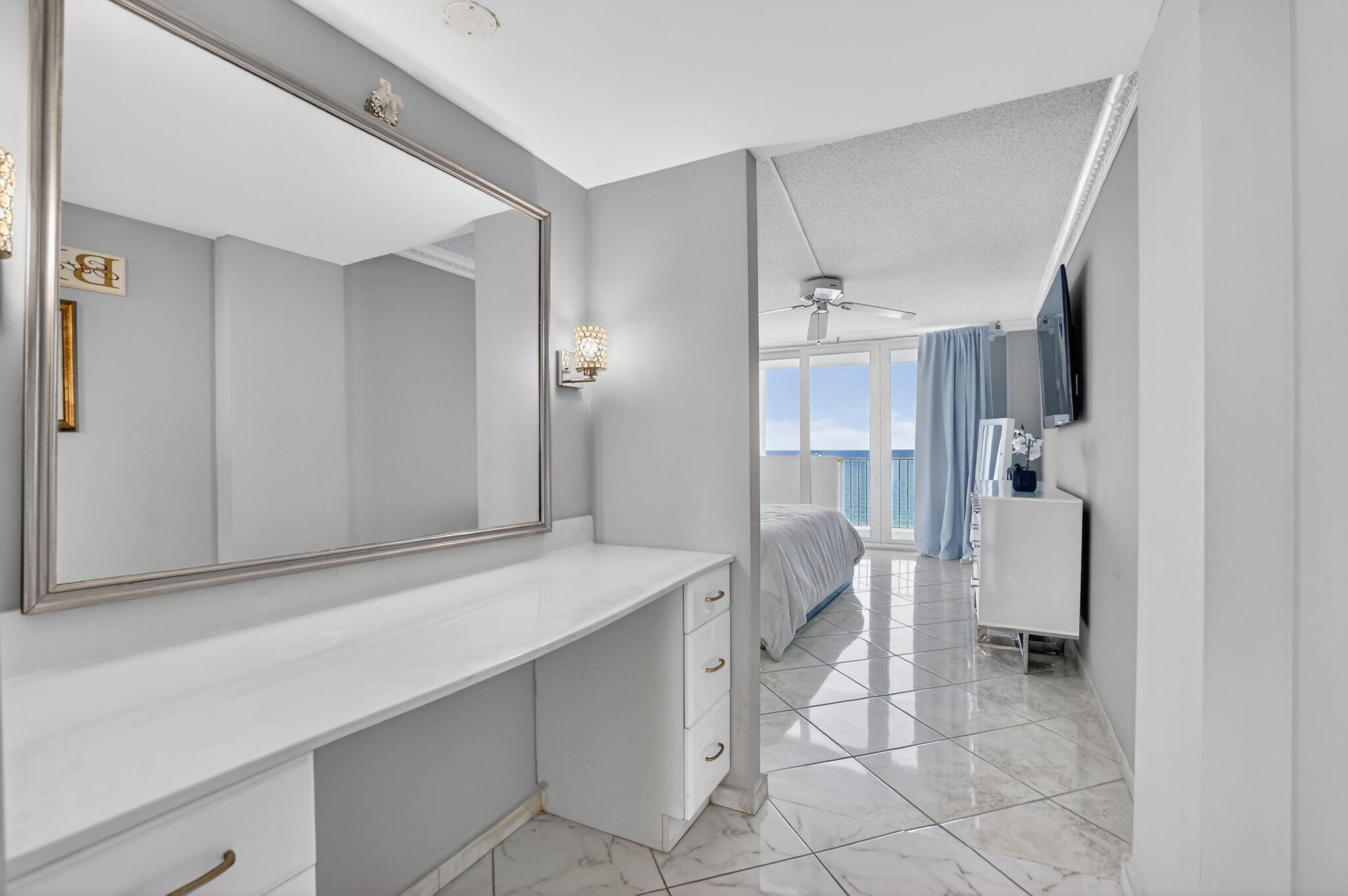 3000 South Ocean Boulevard, Unit 1004 Boca Raton, FL 33432 - Photo 25 of 56 21-web-or-mls-DSC_1379