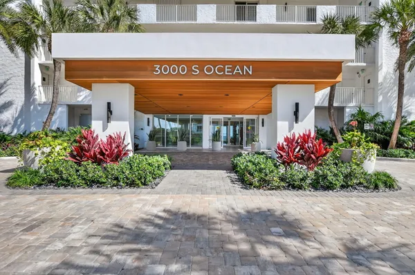 $9,500 | 3000 South Ocean Boulevard, Unit 1004, Boca Raton, FL 33432