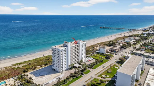 $9,500 | 3000 South Ocean Boulevard, Unit 1004, Boca Raton, FL 33432