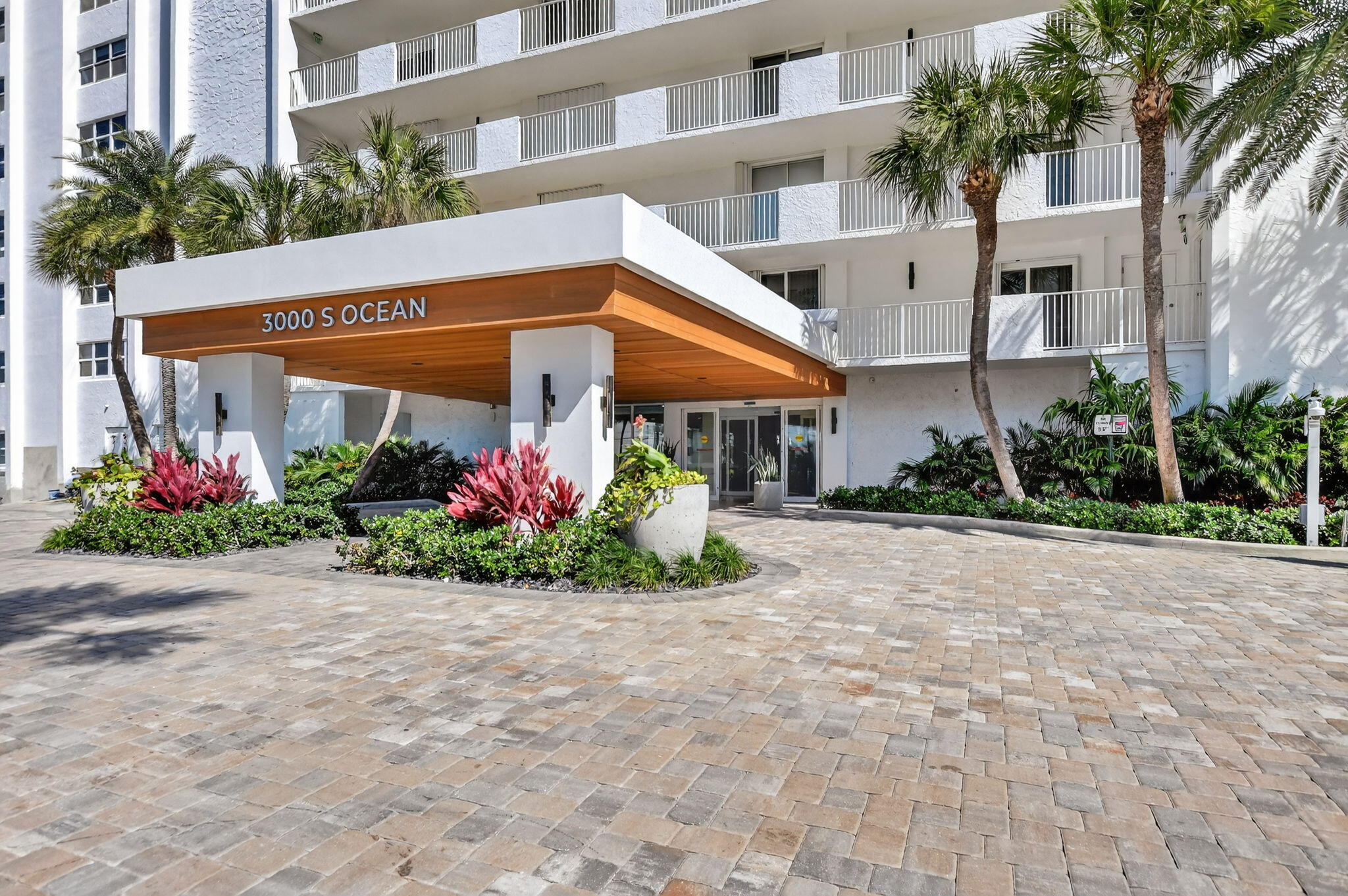 3000 South Ocean Boulevard, Unit 1004 Boca Raton, FL 33432 - Photo 55 of 56 53-web-or-mls-DSC_1222