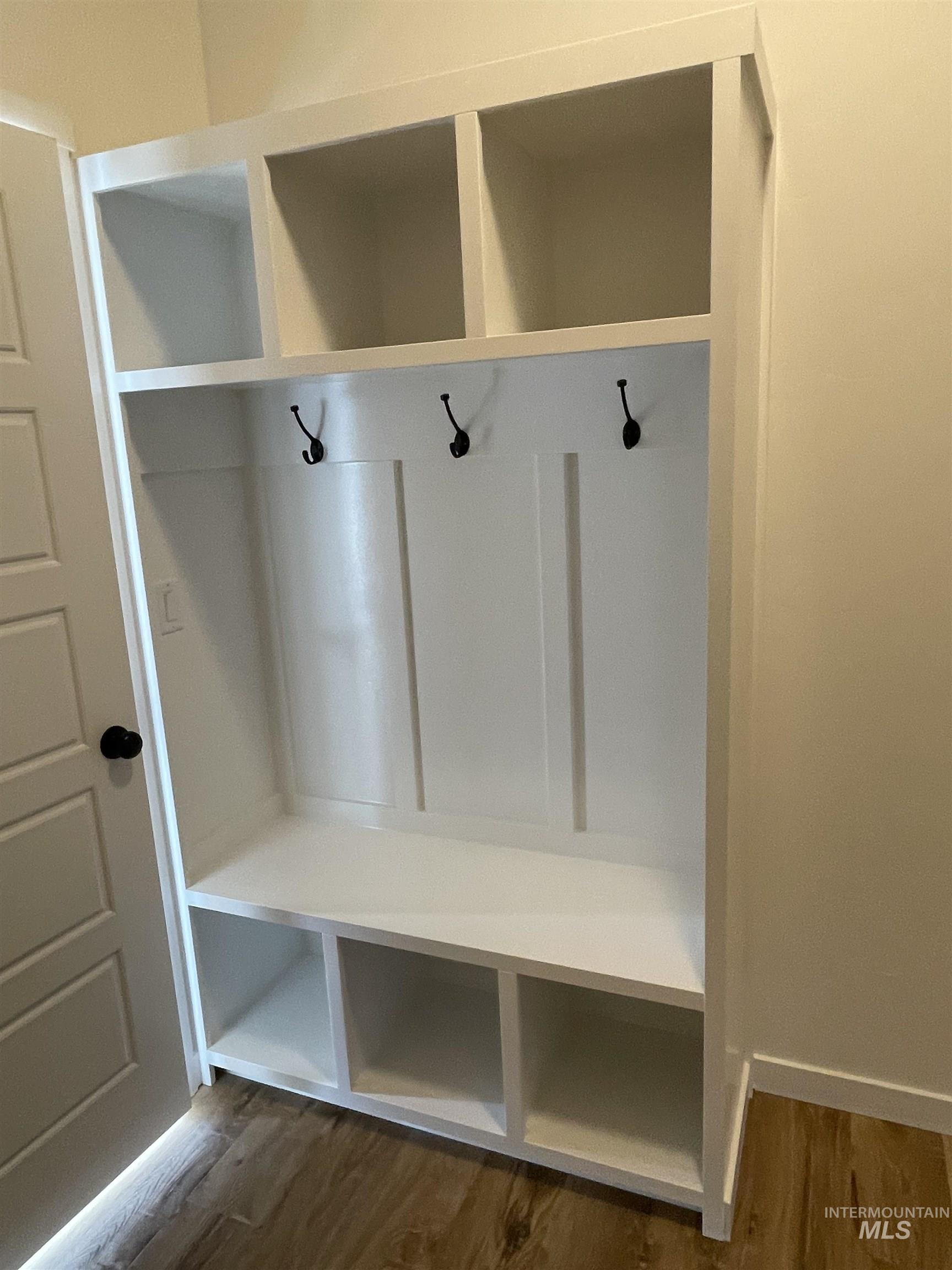 917 Quartz Road Kimberly, ID 83341 - Photo 8 of 12 Mudroom with dark wood-style flooring
