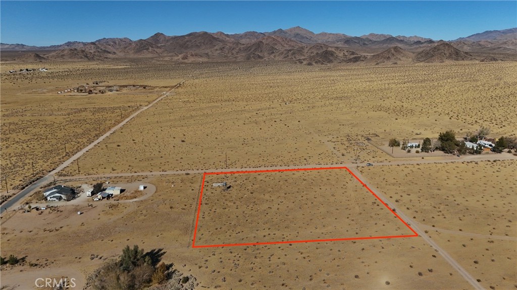 713 Waalew Road Lucerne Valley, CA 92356 - Photo 2 of 10