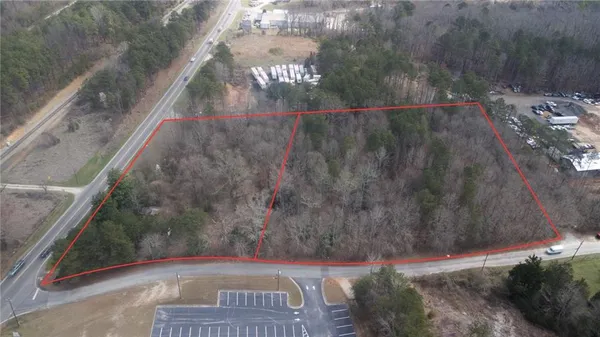 $749,999 | 13595 Veterans Memorial Highway, Winston, GA 30187