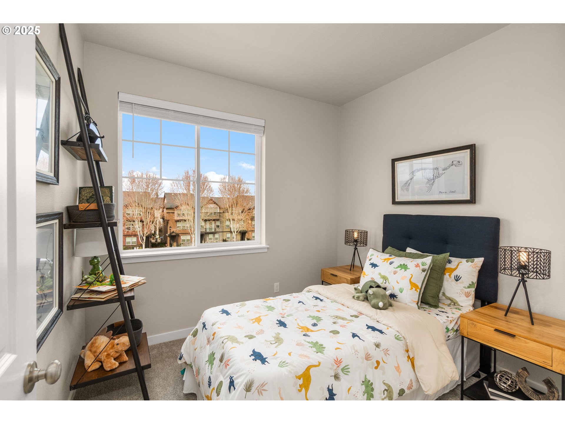 5153 Southeast Davis Road Hillsboro, OR 97123 - Photo 19 of 28 Bathroom
