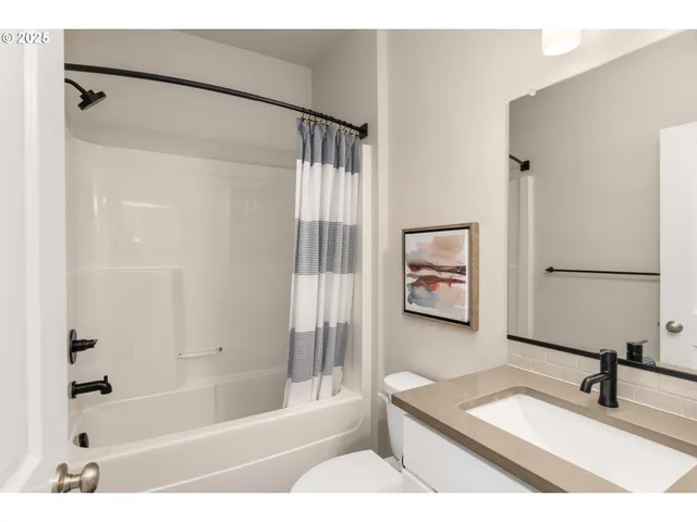 $509,500 | 5153 Southeast Davis Road, Hillsboro, OR 97123