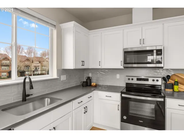 $509,500 | 5153 Southeast Davis Road, Hillsboro, OR 97123