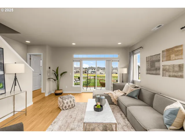 $509,500 | 5153 Southeast Davis Road, Hillsboro, OR 97123