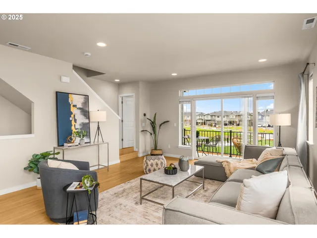 $509,500 | 5153 Southeast Davis Road, Hillsboro, OR 97123