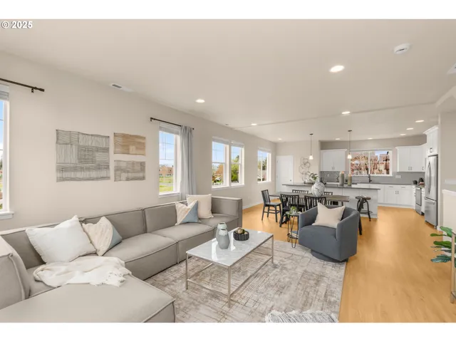 $509,500 | 5153 Southeast Davis Road, Hillsboro, OR 97123