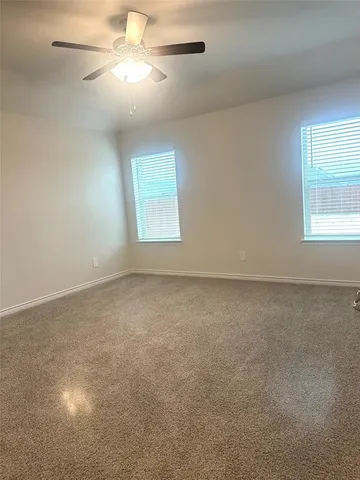 $2,500 | 655 Divine Gardens Drive, Lavon, TX 75166