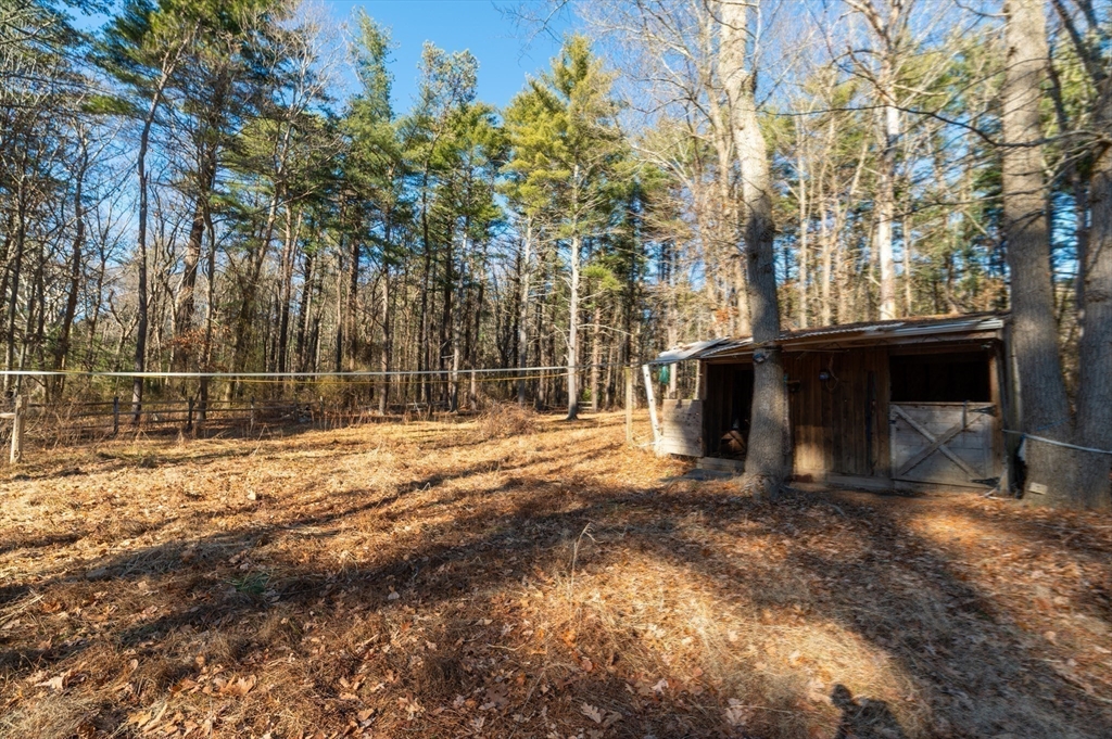 357 Concord Street Gloucester, MA 01930 - Photo 29 of 41