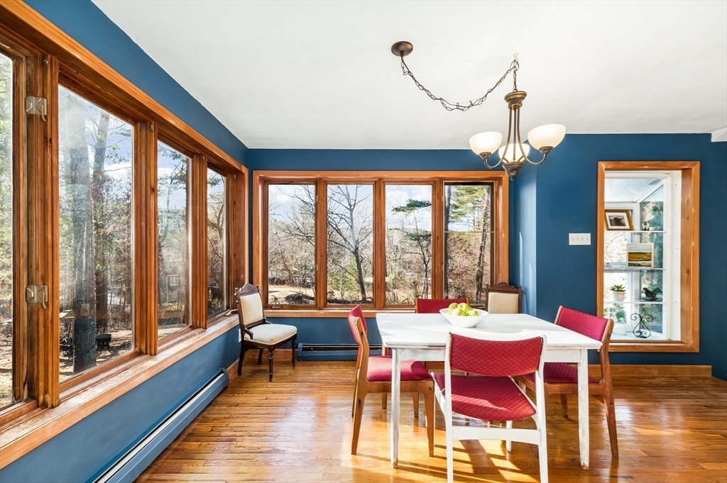 357 Concord Street Gloucester, MA 01930 - Photo 4 of 41