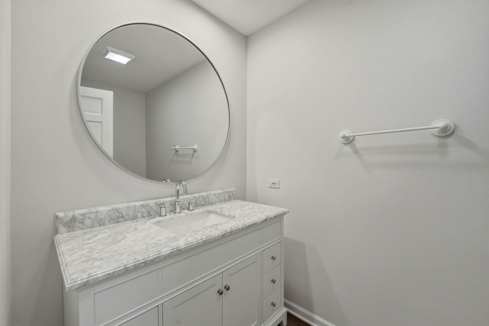 5212 Briarcrest Lane Long Grove, IL 60047 - Photo 30 of 50 a bathroom with a granite countertop sink and a mirror