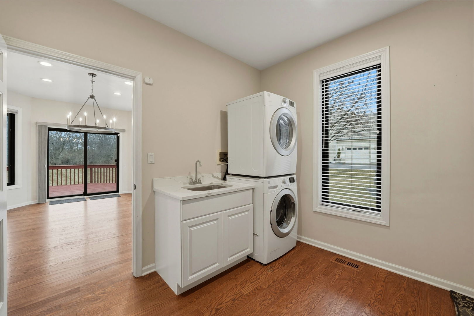 5212 Briarcrest Lane Long Grove, IL 60047 - Photo 39 of 50 a view of kitchen and utility room