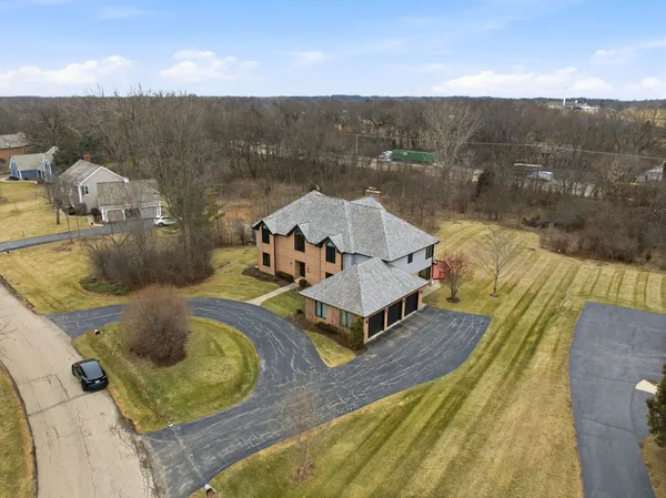 $1,199,000 | 5212 Briarcrest Lane, Long Grove, IL 60047