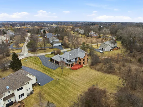 $1,199,000 | 5212 Briarcrest Lane, Long Grove, IL 60047