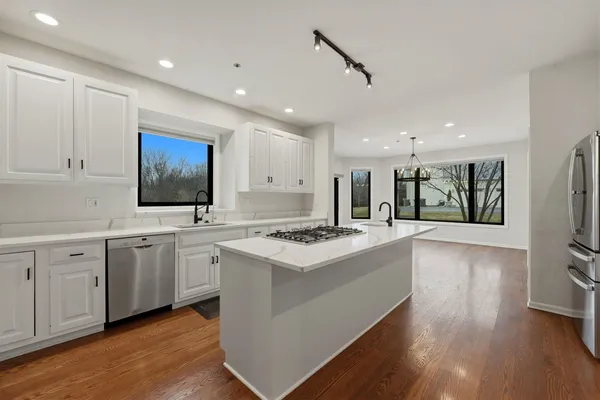 $1,199,000 | 5212 Briarcrest Lane, Long Grove, IL 60047