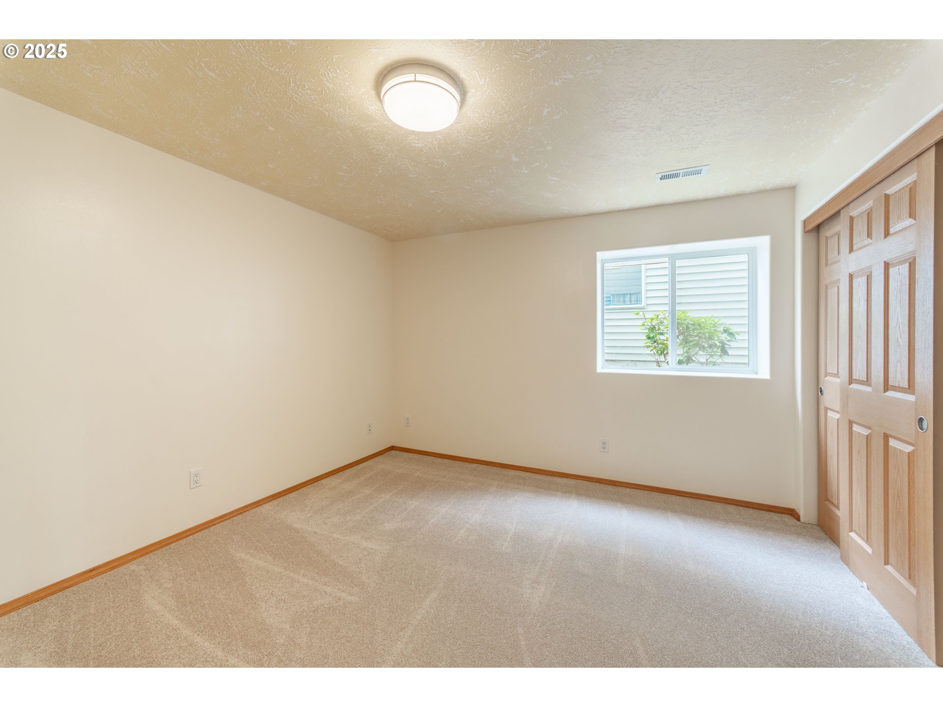 37455 Emerald Cascade Street Sandy, OR 97055 - Photo 31 of 46 Bedroom