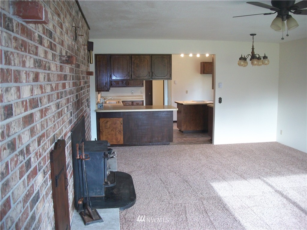 243 Tryon Road Onalaska, WA 98570 - Photo 4 of 21 Gallery Image 4