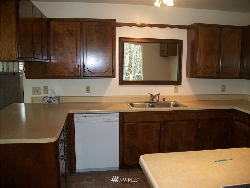 243 Tryon Road Onalaska, WA 98570 - Photo 9 of 21 Gallery Image 9