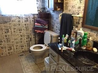 102 South Hacker Road Brighton, MI 48114 - Photo 10 of 20