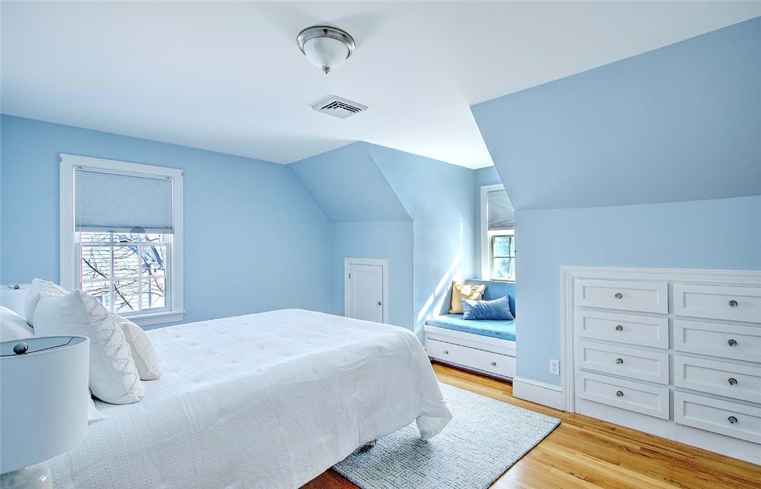 11 Elton Road Barrington, RI 02806 - Photo 28 of 43