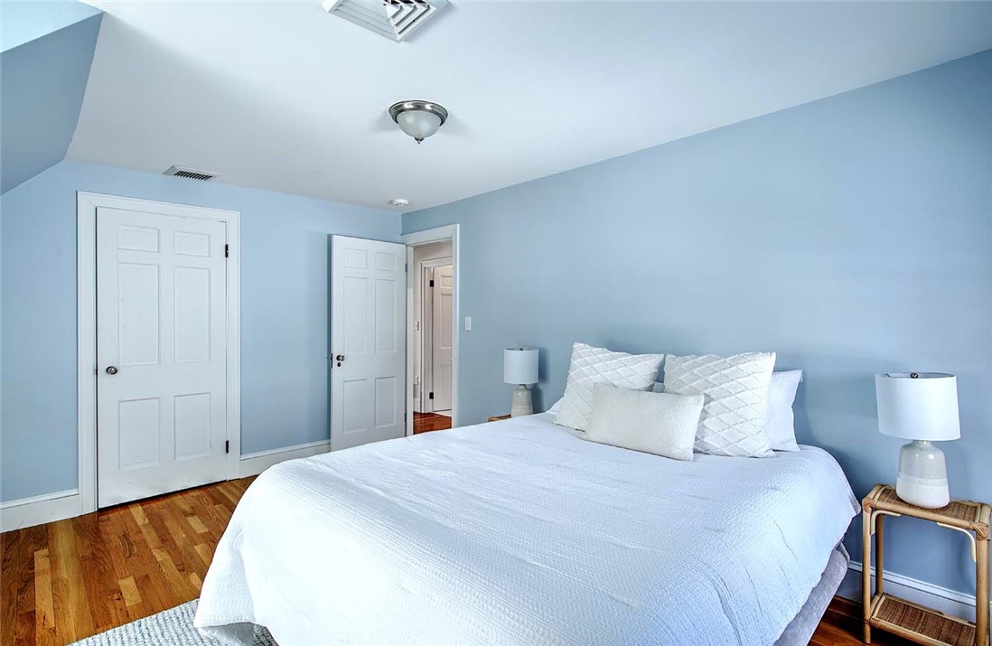 11 Elton Road Barrington, RI 02806 - Photo 29 of 43