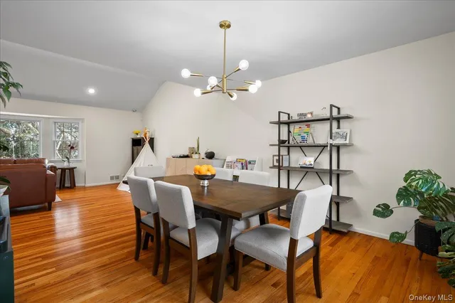 $1,075,000 | 1079 Weaver Street, New Rochelle, NY 10804