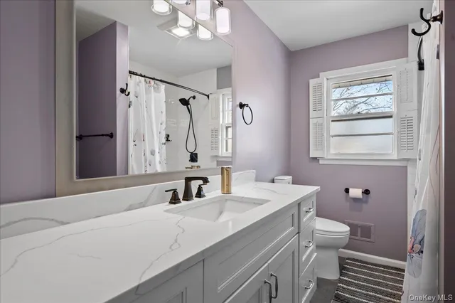 $1,075,000 | 1079 Weaver Street, New Rochelle, NY 10804