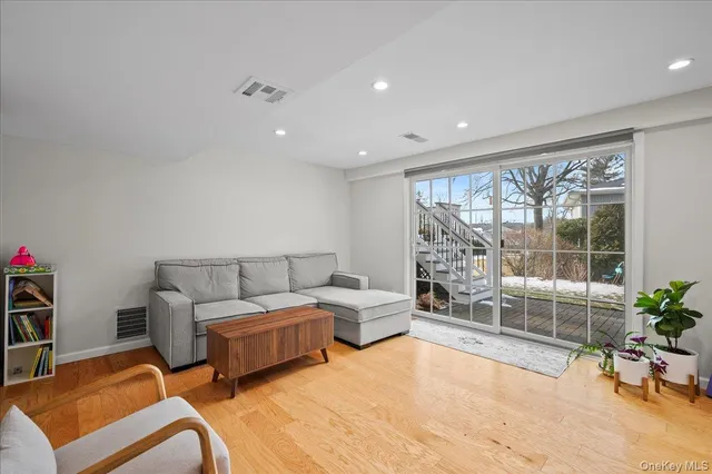 $1,075,000 | 1079 Weaver Street, New Rochelle, NY 10804