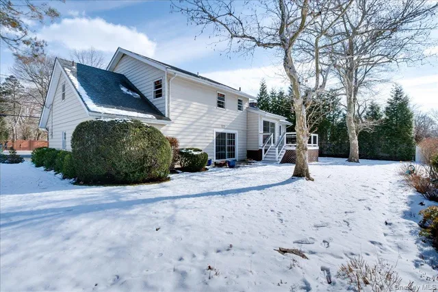 $1,075,000 | 1079 Weaver Street, New Rochelle, NY 10804