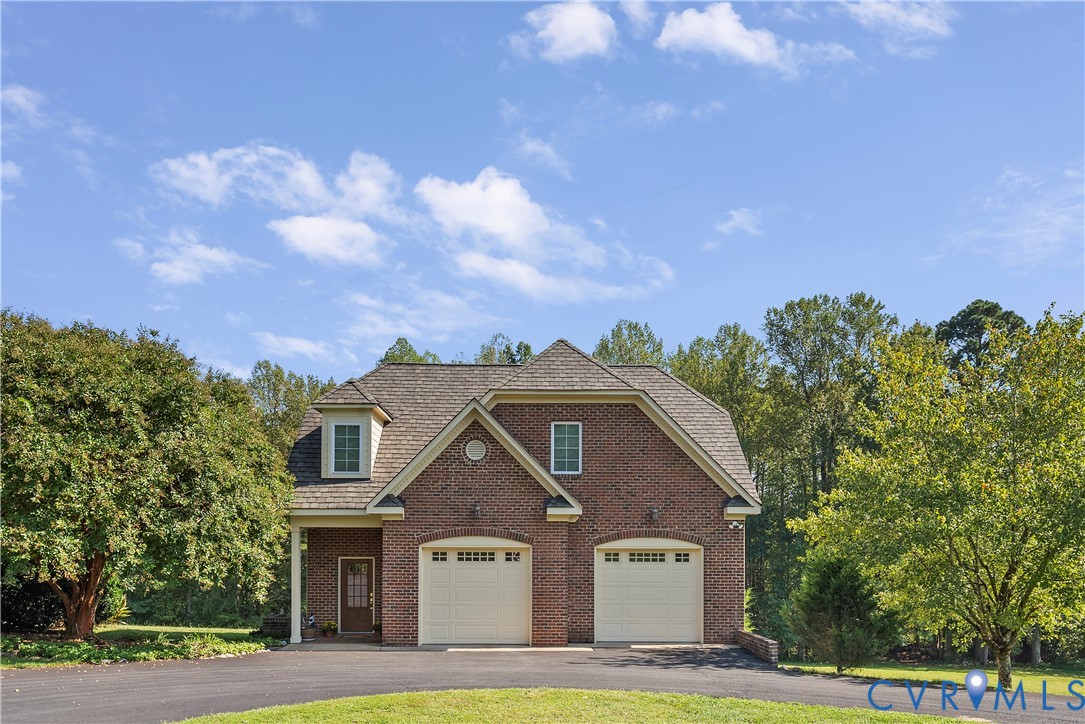 2110 Hawk Town Road Maidens, VA 23102 - Photo 42 of 50 a front view of a house with garden
