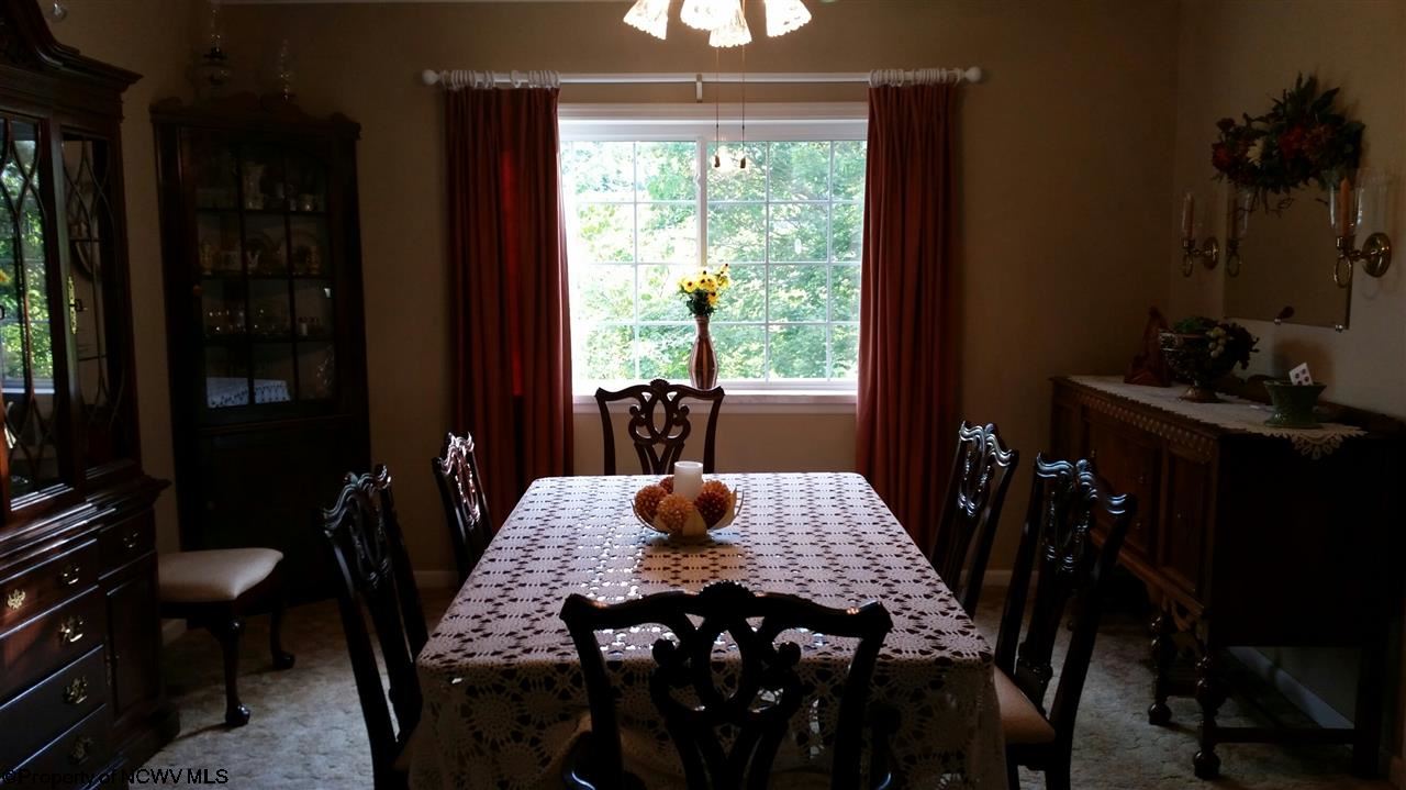 206 Reeves Avenue Fairmont, WV 26554 - Photo 10 of 20 Gallery Image 10