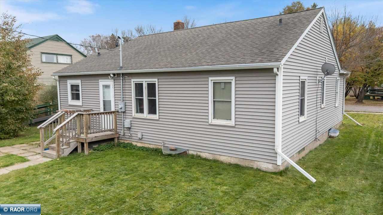 813 6th Street South Virginia, MN 55792 - Photo 7 of 44