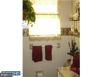 225 Aspen Road Williamstown, NJ 08094 - Photo 6 of 6 Gallery Image 6