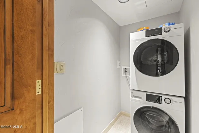 $395,000 | 352 East Meadow Drive, Unit H, Vail, CO 81657